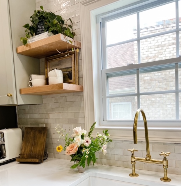 kitchen cabinet backsplash